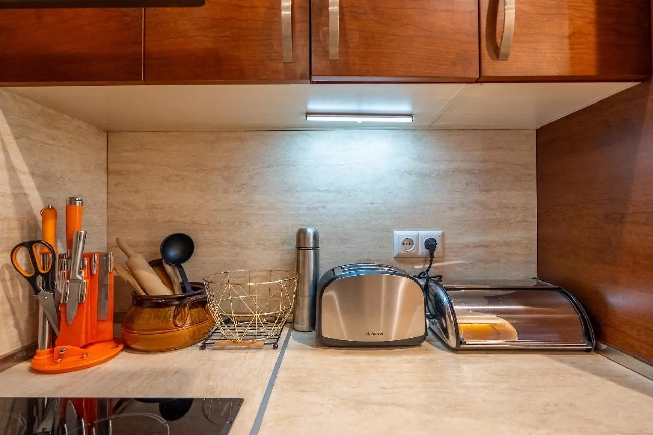 Apartment Premium Comfy 2Bdr Apt - Free Parking - Fast Wi-Fi Sofia
