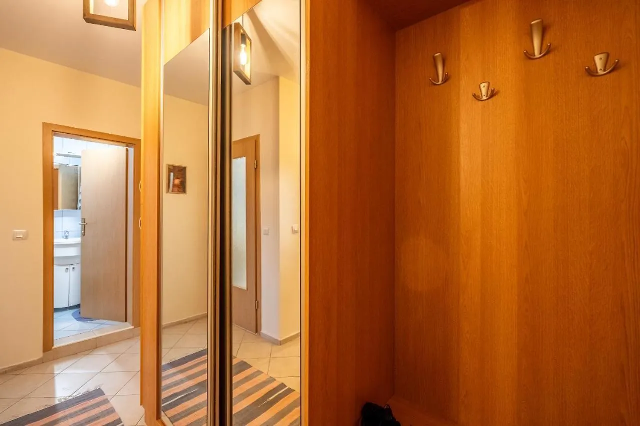 Premium Comfy 2Bdr Apt - Free Parking - Fast Wi-Fi 索菲亞 0*,