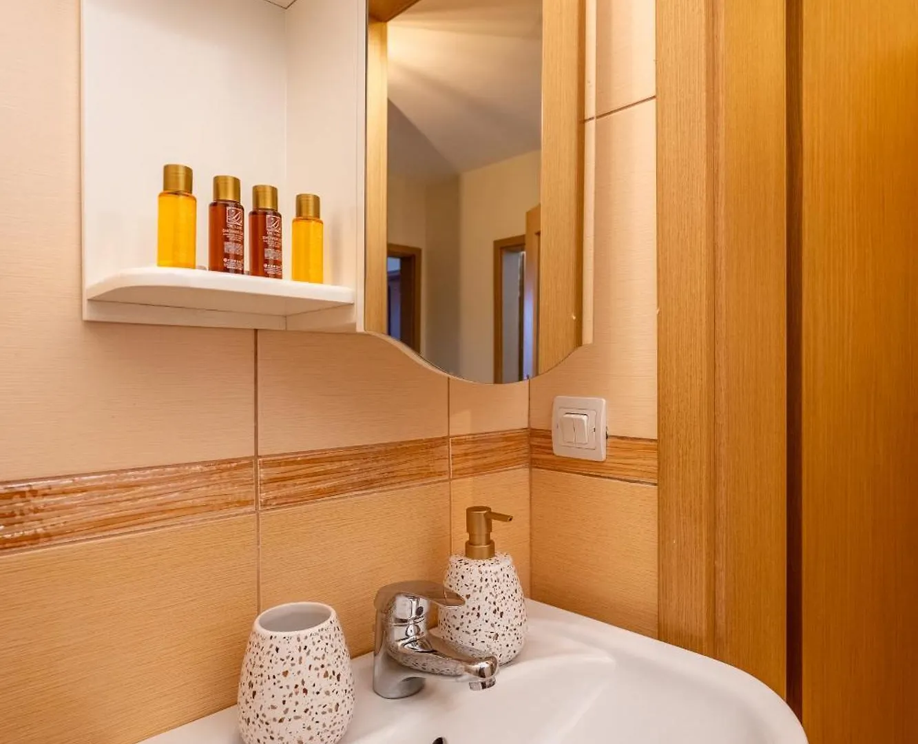 Premium Comfy 2Bdr Apt - Free Parking - Fast Wi-Fi 索菲亞 公寓