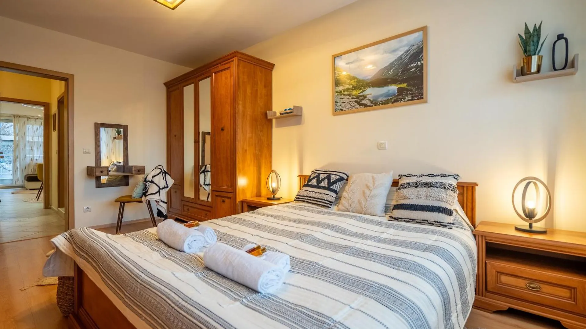 Premium Comfy 2Bdr Apt - Free Parking - Fast Wi-Fi 索菲亞